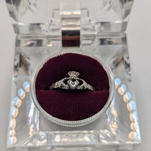 Silver Claddagh Ring